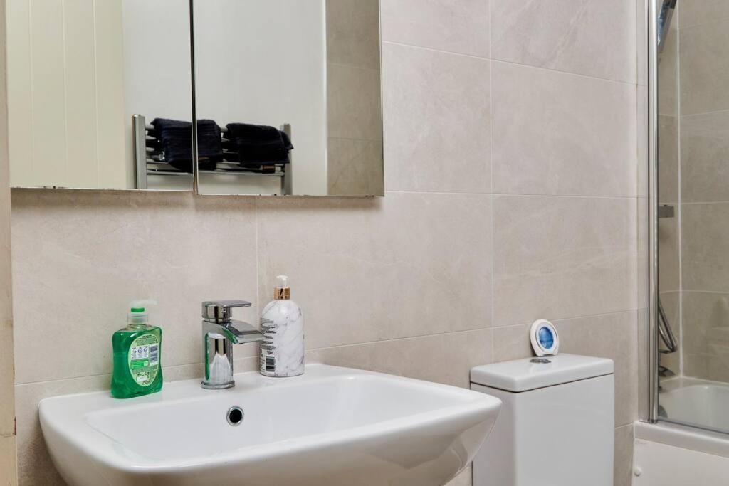Swanky City Centre Apartment ลินคอล์น ภายนอก รูปภาพ